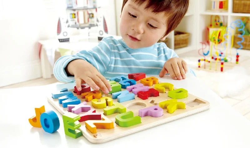 Alphabet Puzzle Hape upper case