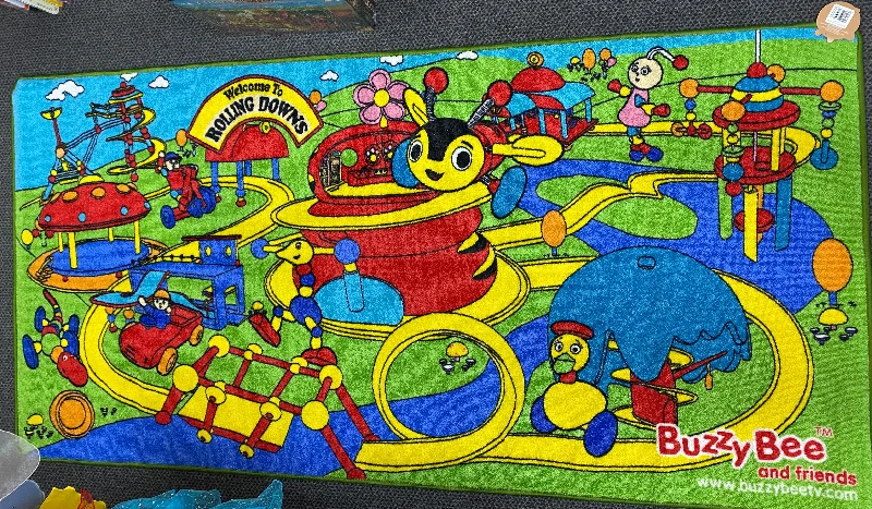 Buzzy Bee Playmat