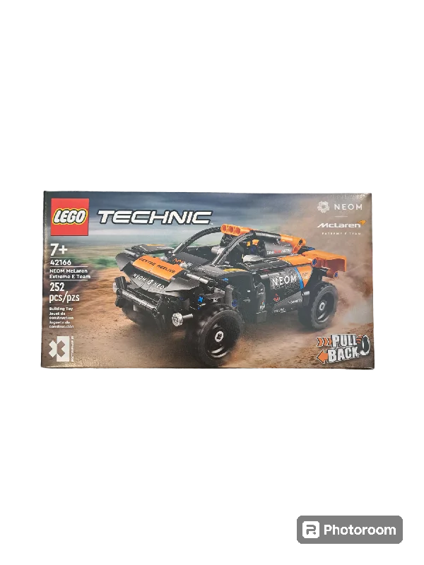 Offering educational value LEGOLego Technic - NEOM McLaren Extreme E Team