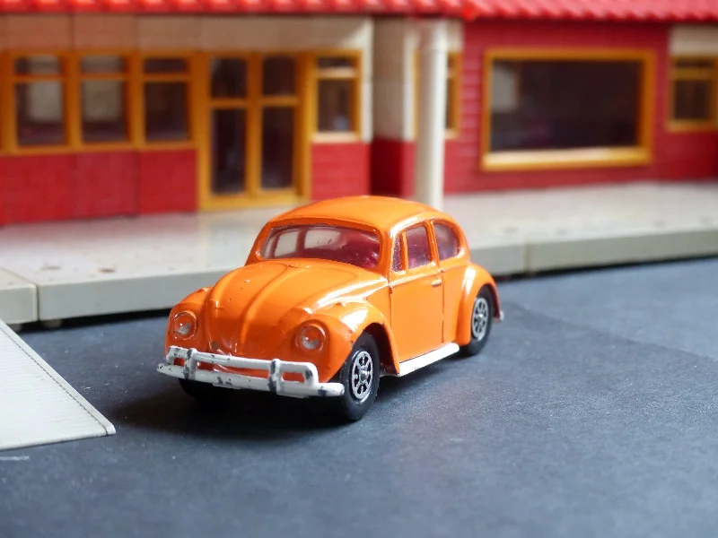 Playful toys 383 VW 1200 with red interior