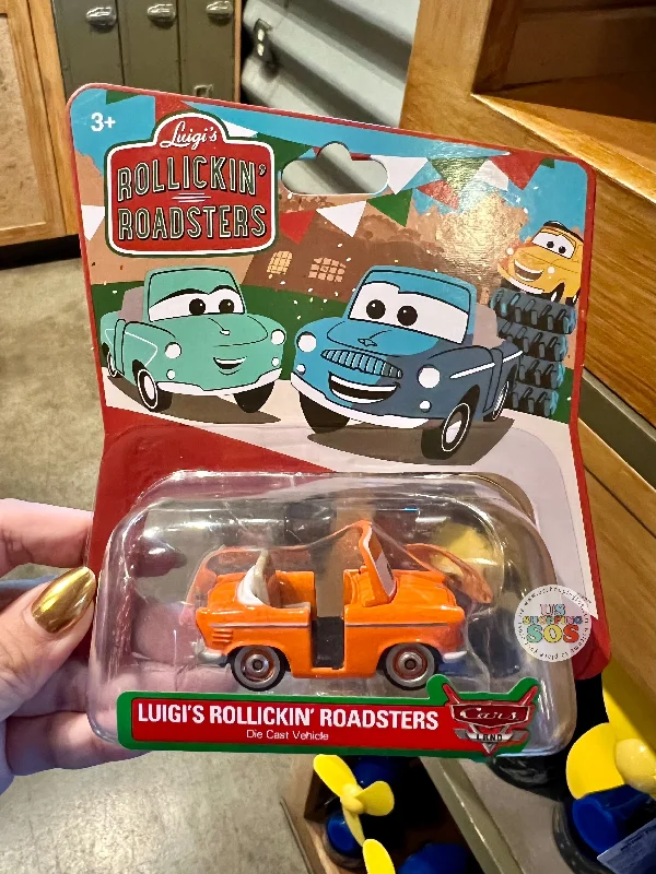 DLR - Carsland - Luigi’s Rollickin’ Roadster Die Cast Vehicle Orange