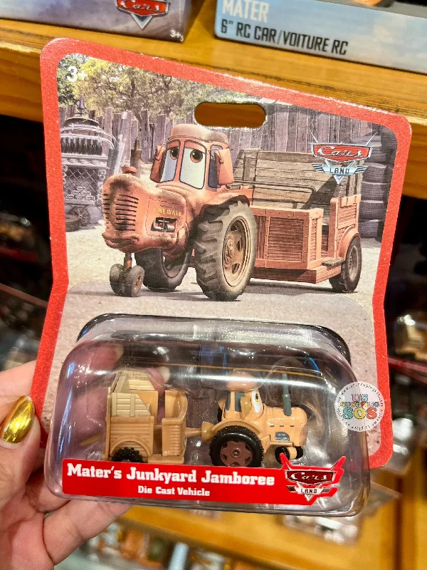 DLR - Carsland - Mater’s Junkyard Jamboree Die Cast Vehicle